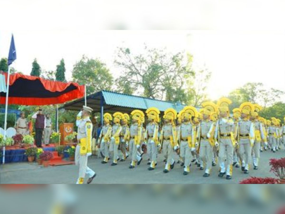 CISF, Neyveli Unit honours CMD, NLCIL with a Farewell Parade