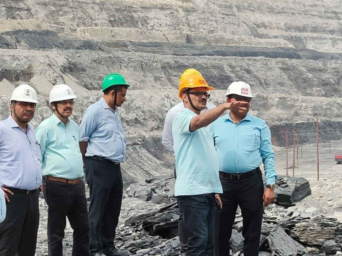 NCL CMD Visits Bina Area; Inspects Mine Operations