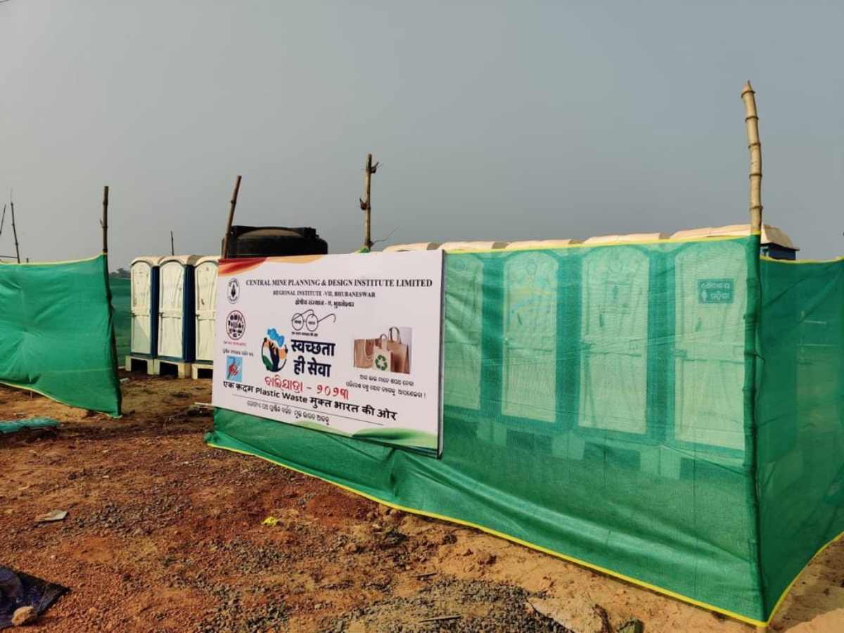 CMPDI Bhubaneswar sponsors Rs. 3.70 Lakh for sanitation works at Cuttack