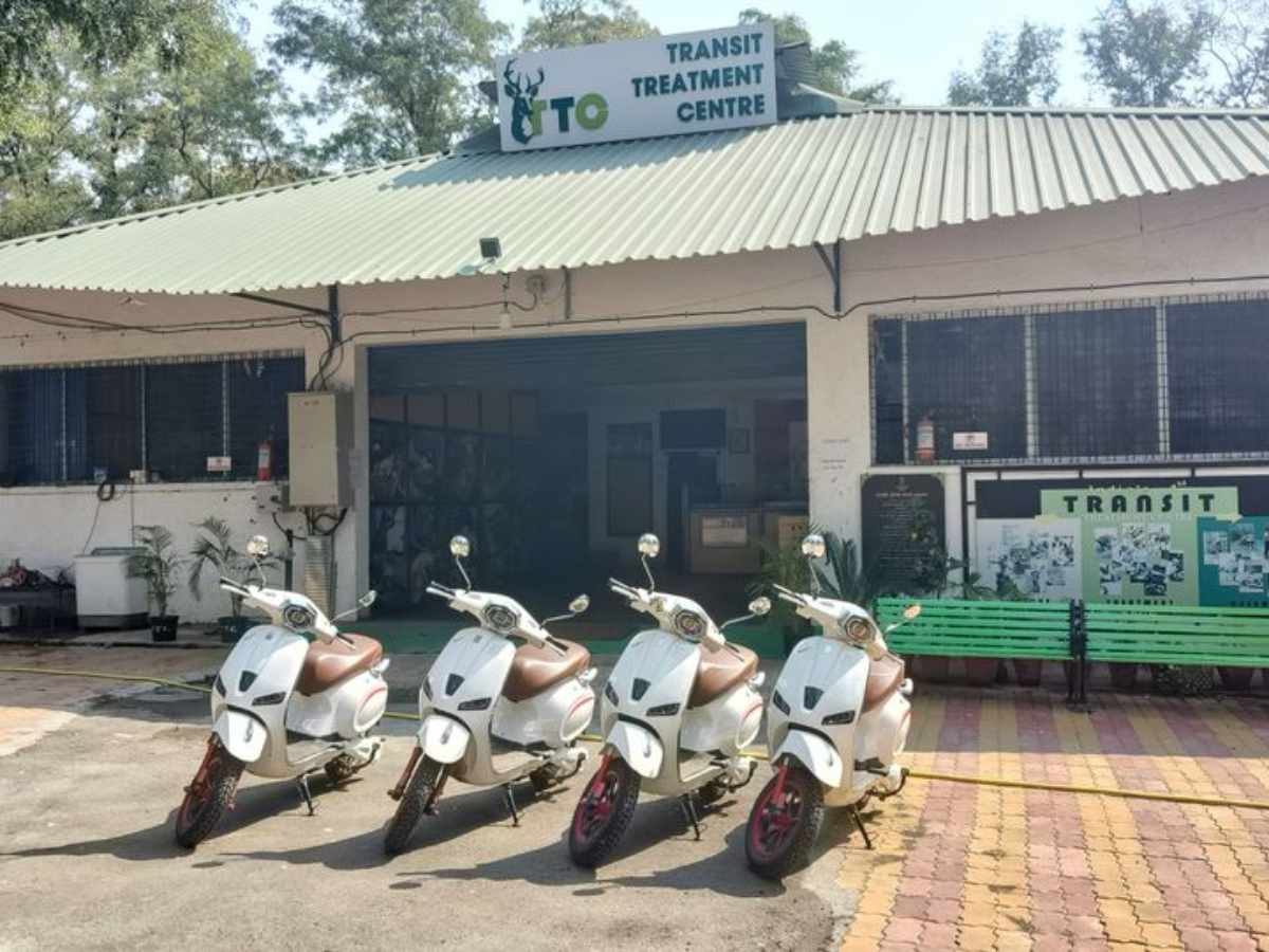 CMPDI donated 4 nos.of Electric Scooters to Transit Treatment Centre, Nagpur