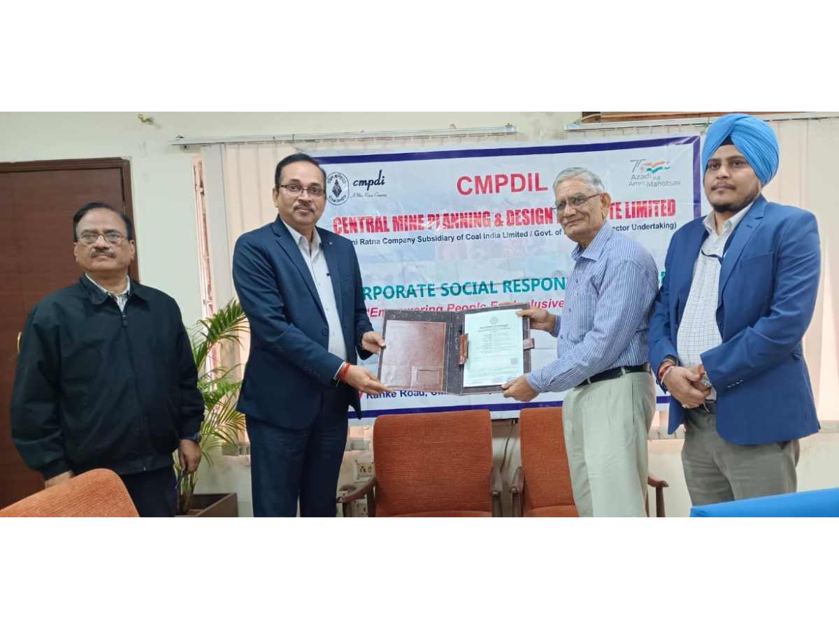 CMPDI sign agreement with Nav Bharat Jagriti Kendra, Hazaribag