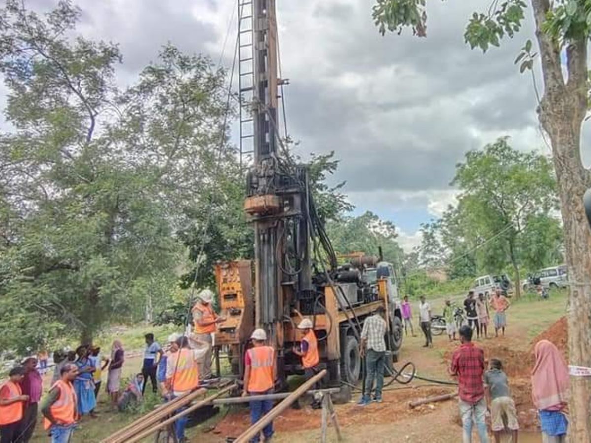 CMPDI with MECL Commenced Exploration at Harinaingha Block, West Bengal