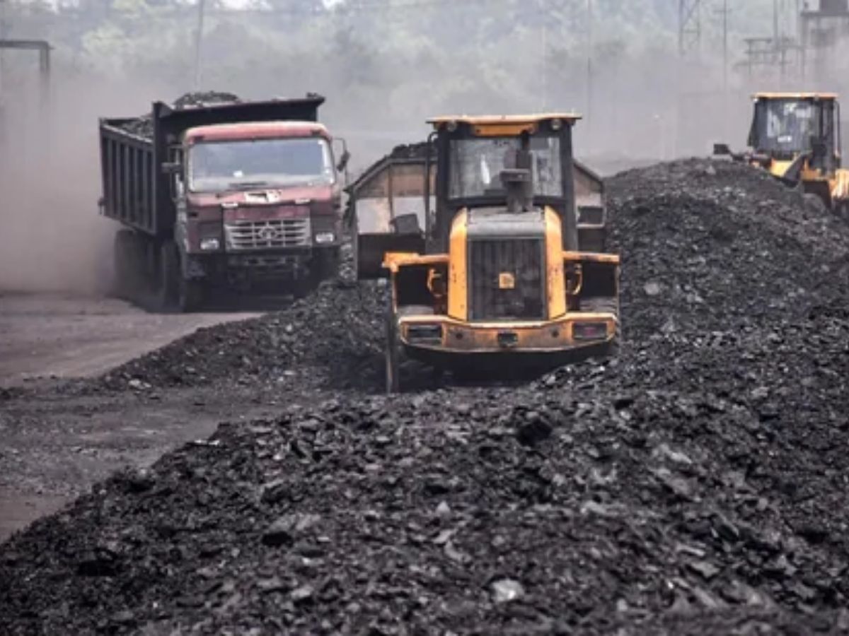 CIL aims lofty target to produce 700 million tonne during FY-23