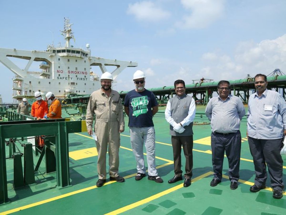 CPCL MD along with General Manager boarded MT Kalamos VLCC