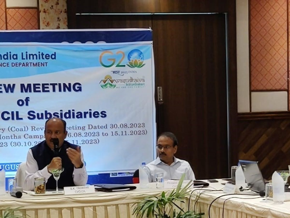 CVO, Coal India Chairs Review Meeting Subsidiary CVOs