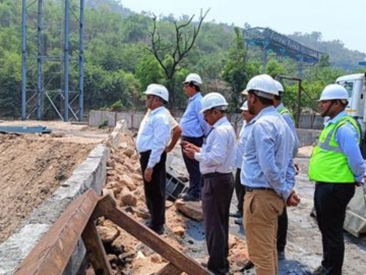 Chairman, NCL reviewed Project for upcoming monsoon at Amlohri mine