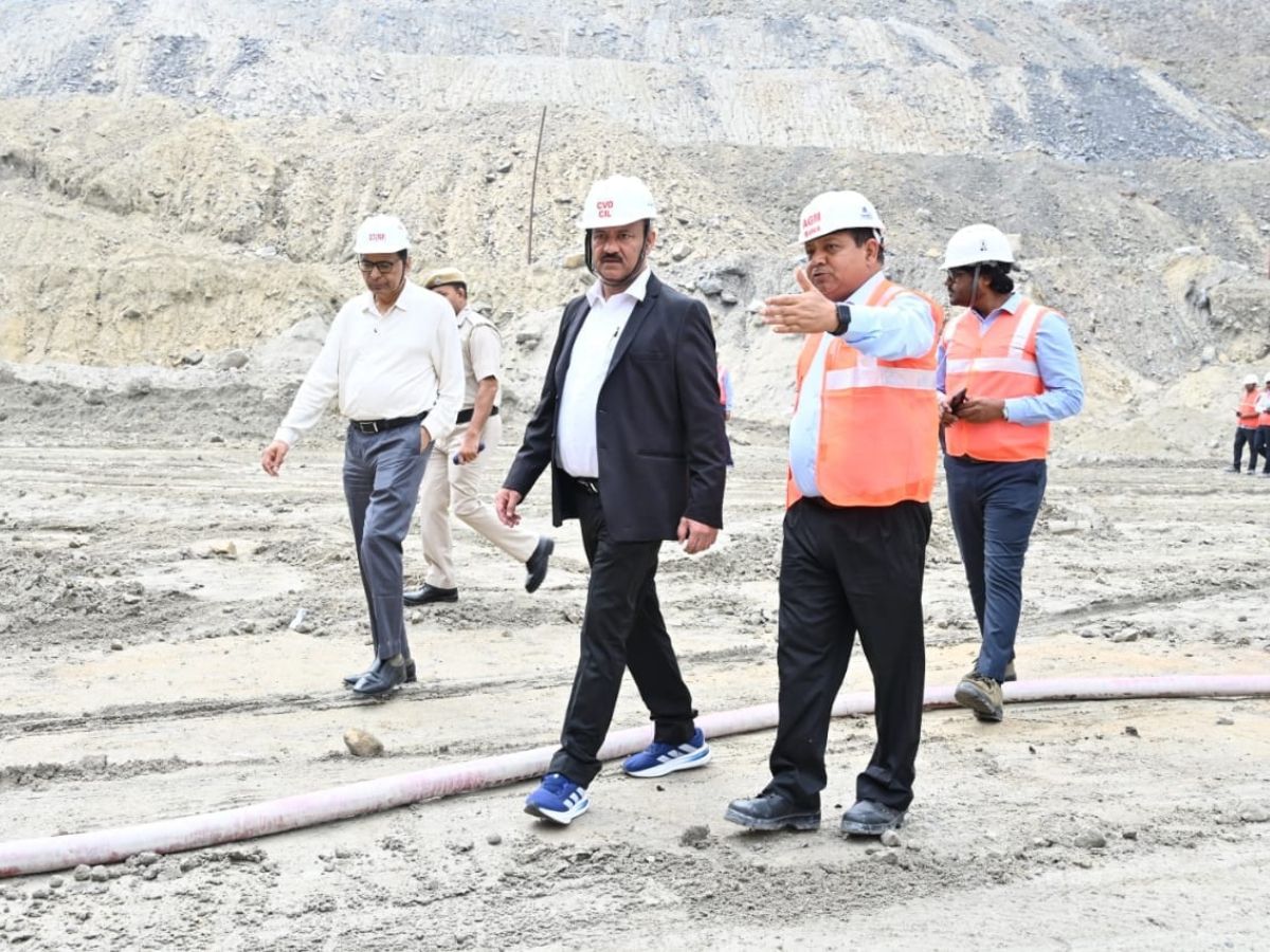 Coal India CVO reviewed NCL's Bina Project