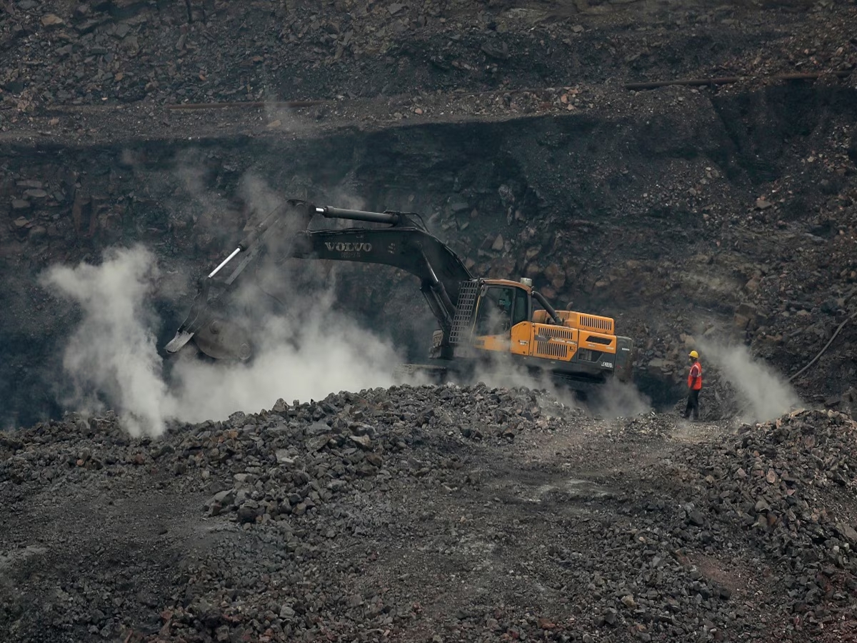 Coal India shares in focus, dividend 2024 record date announced for Rs 15.75 per equity share