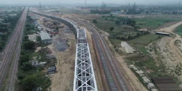 DFCCIL successfully installs longest girder on rail flyover