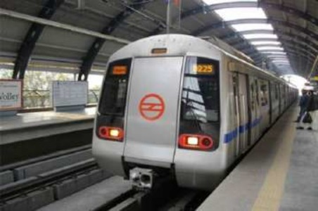 Delhi Metro downs passenger capacity, said travel only if absolutely essential