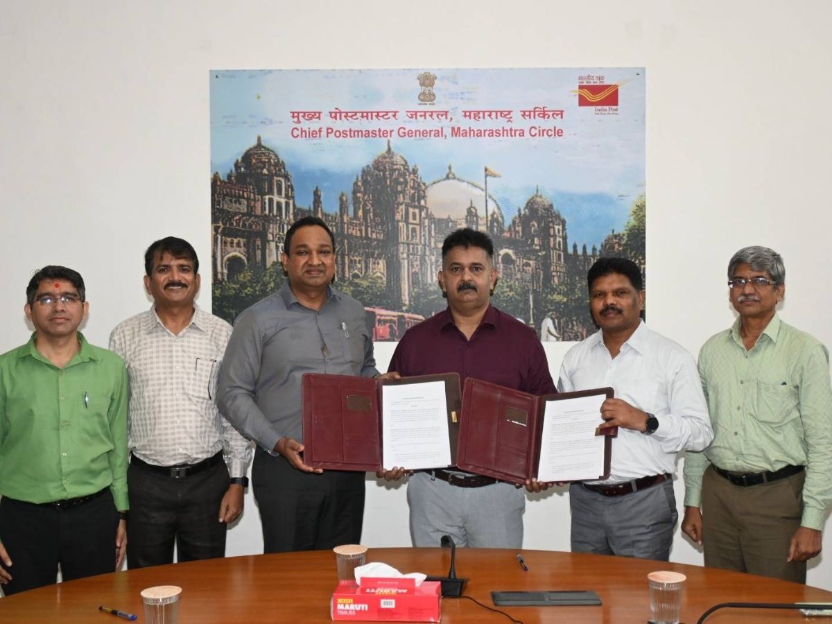Department of Posts and IIP sigs MoU