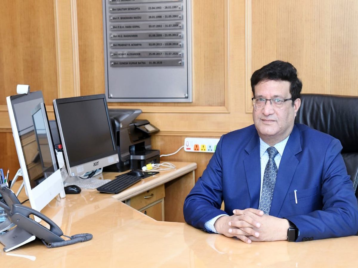 Mr Dinesh Kumar Batra takes charge as CMD, BEL