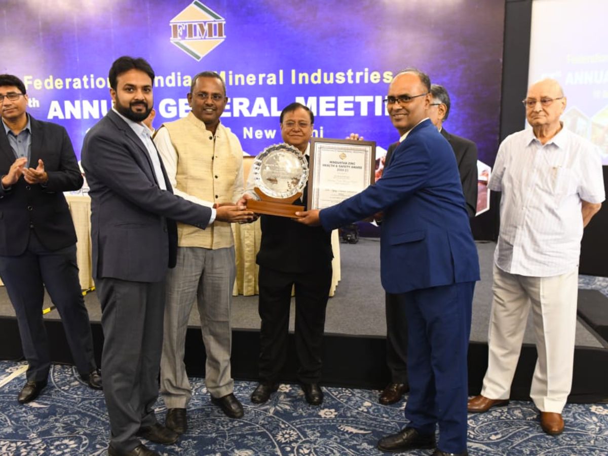 Dulanga Coal Mining Project Honored with FIMI's Hindustan Zinc Health & Safety Award