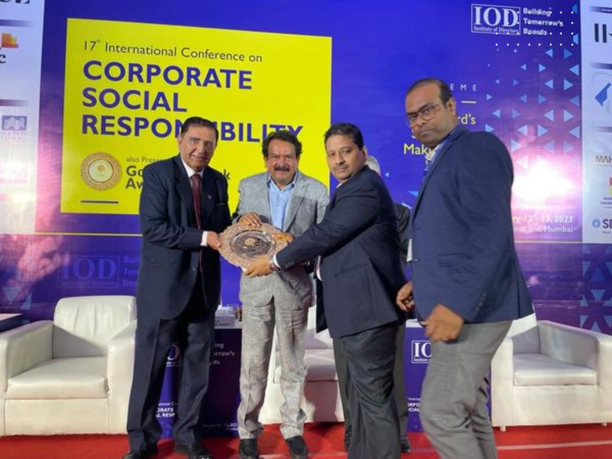 EIL conferred with the prestigious Golden Peacock Award for CSR