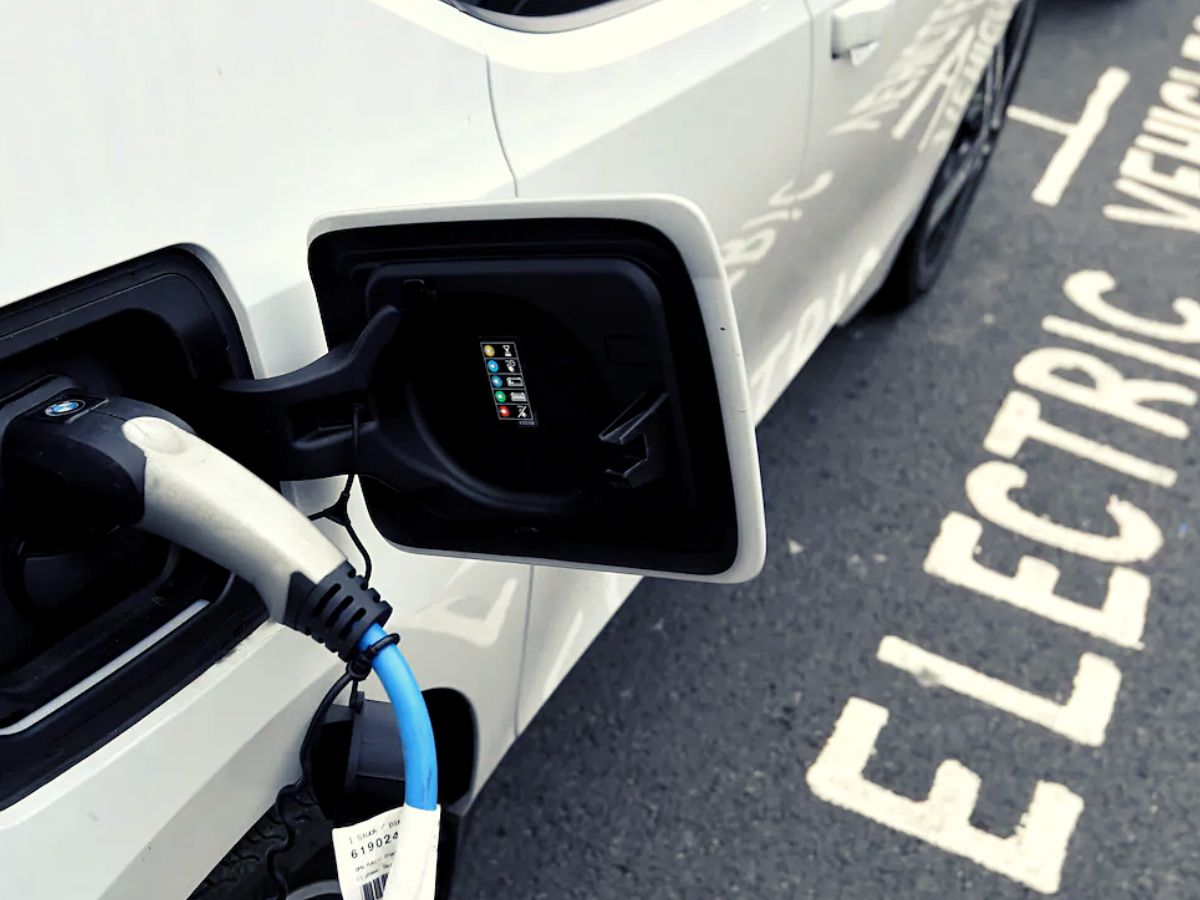 EESL arm, CESL invited bids for 3,500 electric cars