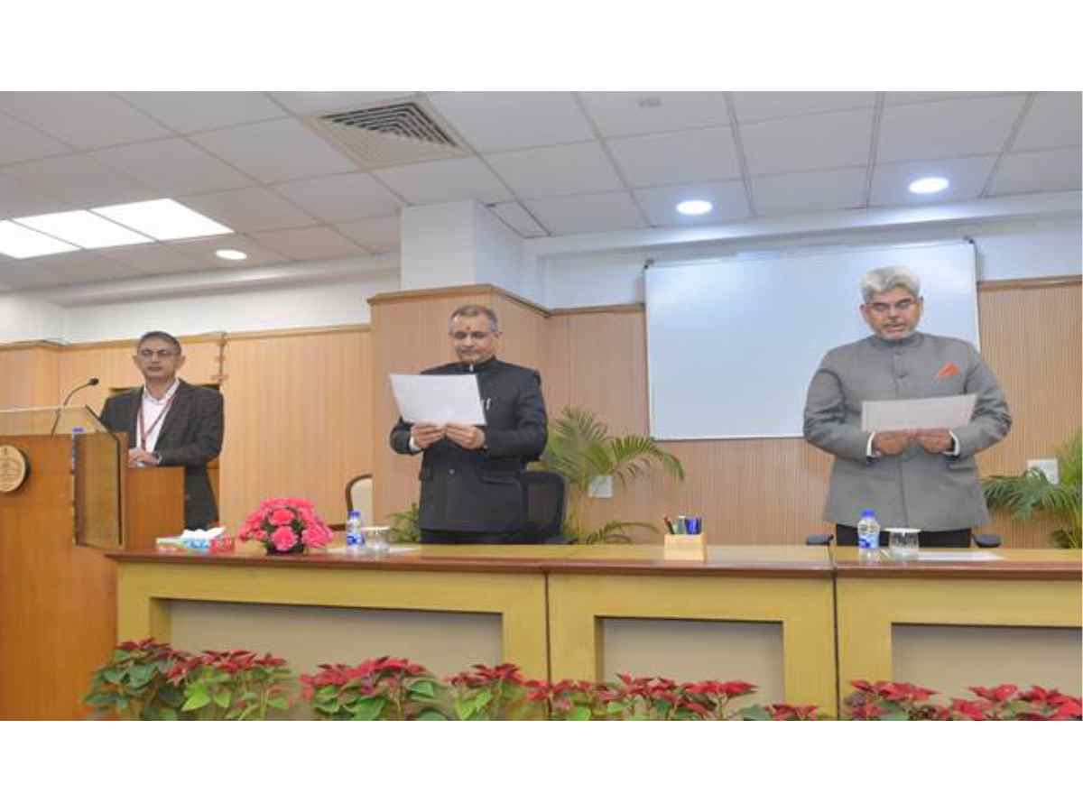 Former IPS officer, Sheel Vardhan Singh takes oath of Office and Secrecy as Member, UPSC