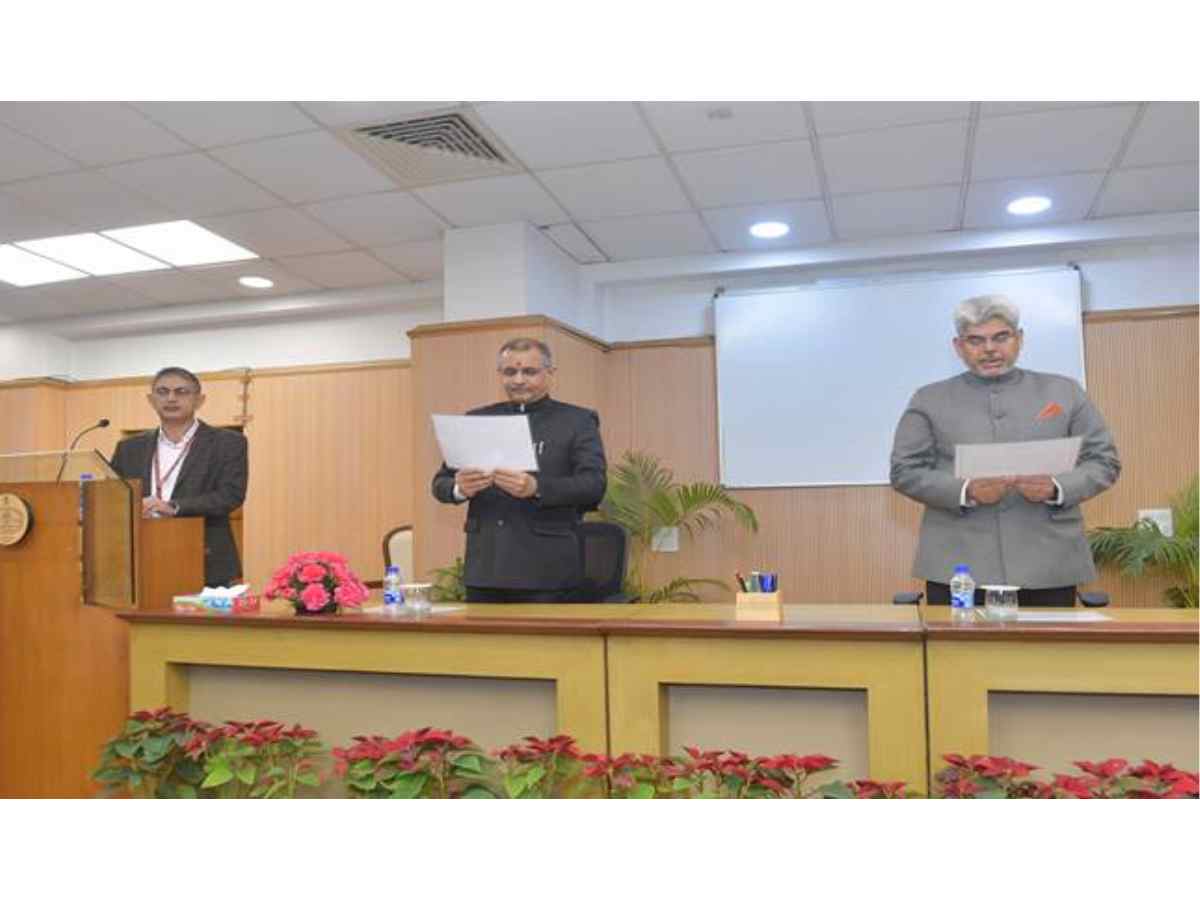 Former IPS officer, Sheel Vardhan Singh takes oath of Office and Secrecy as Member, UPSC