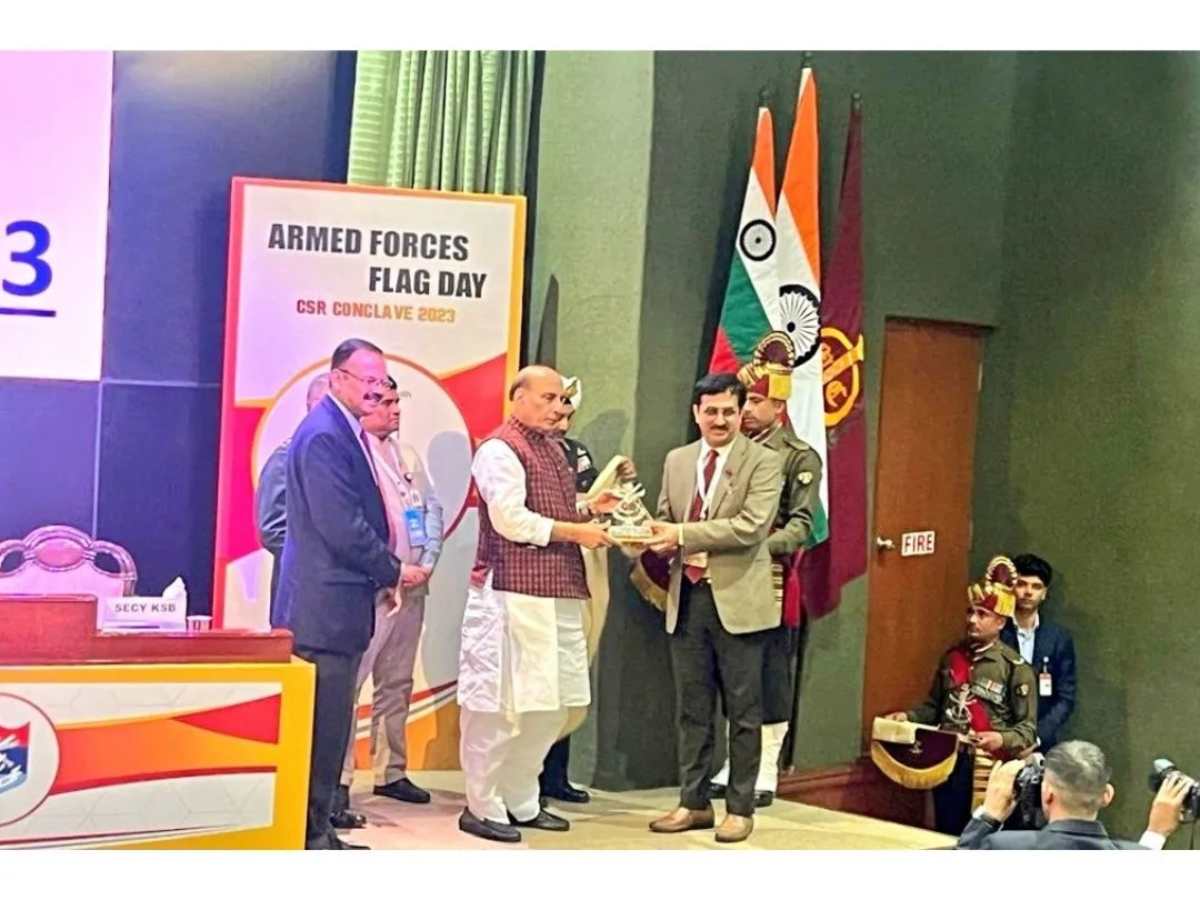HPCL felicitates by Defence Minister Rajnath Singh