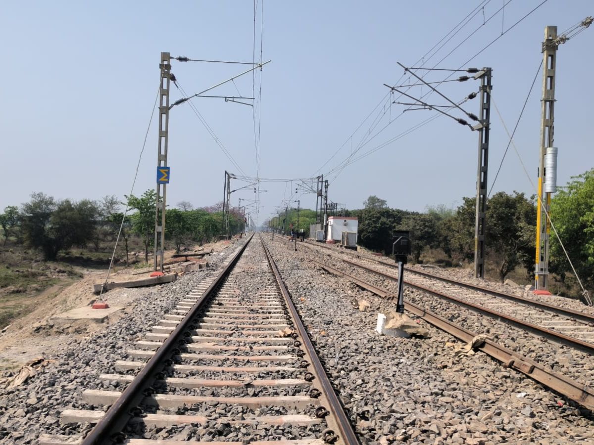 Indian Railways Reaches Milestone with 100% Electrification of Odisha's Broad Gauge Network