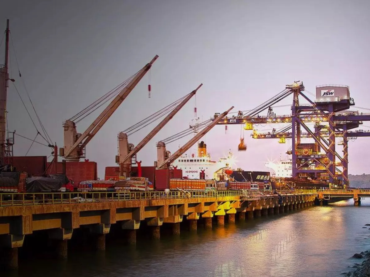 JSW Infra Signs MoU with Konkan Railway for Bhoke Siding Project at Jaigarh Port
