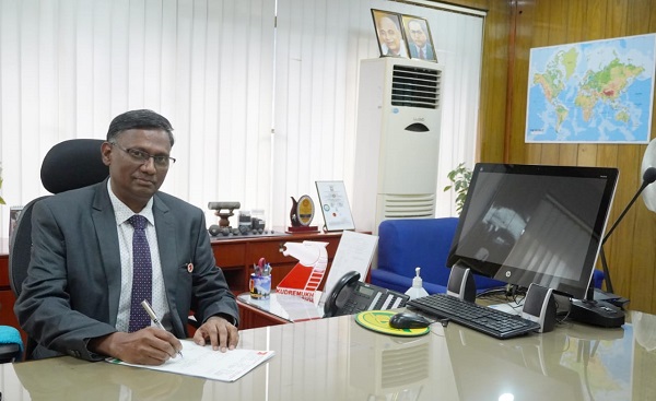 Shri T.Saminathan takes charge as CMD of KIOCL Limited