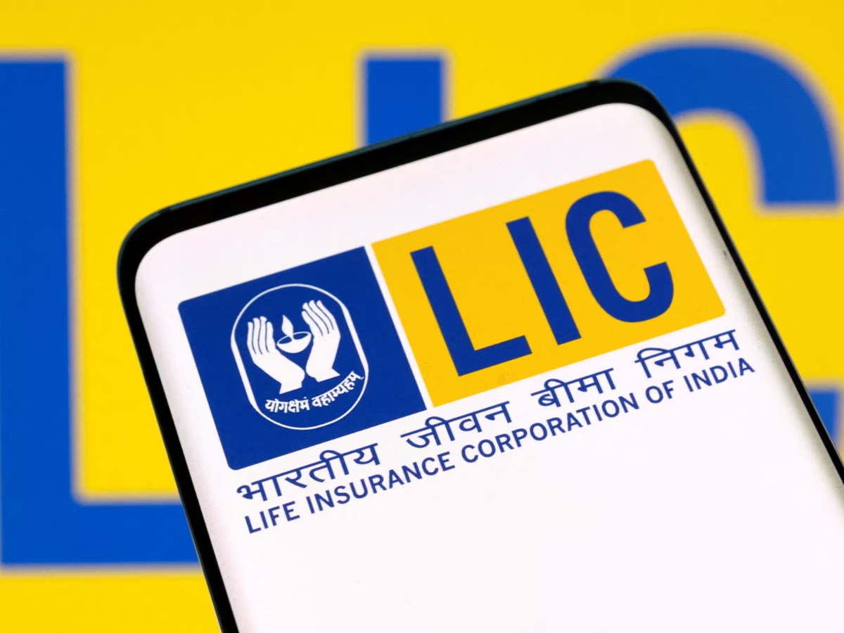 LIC announces relaxations for victims of Air India plane crash in Ahmedabad