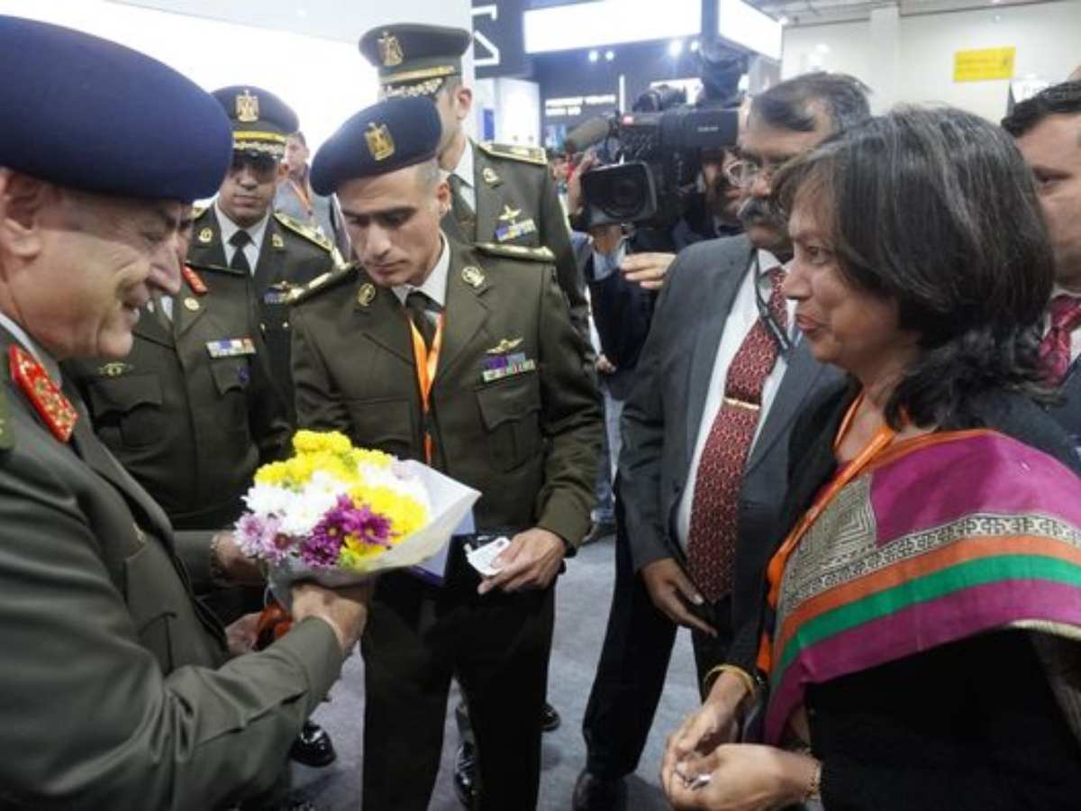 Lt Gen Osama Asker, Chief of Staff of Egyptian Armed Forces, Visits India Pavilion at EDEX 2023