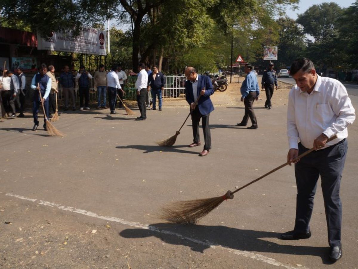MECL organised Cleanliness campaigns under Swachhta Pakhwada 2022