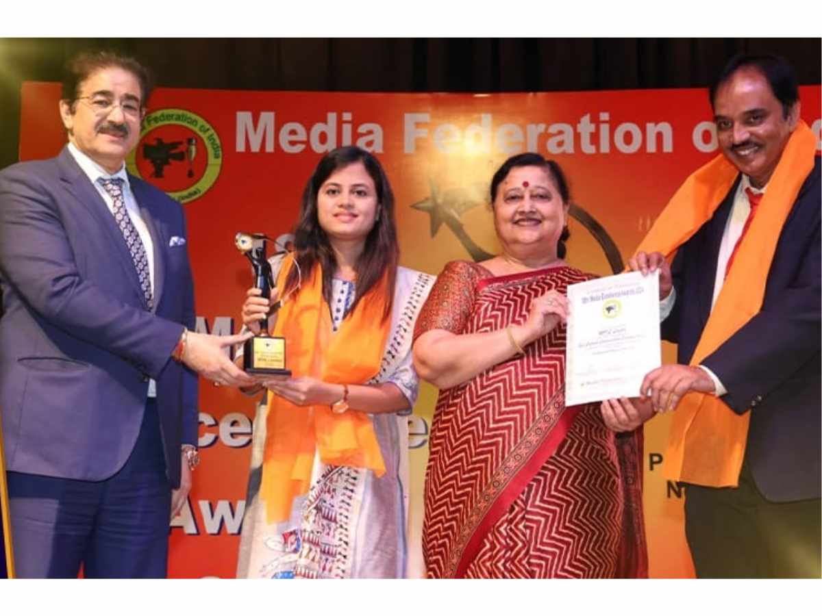 MOIL conferred with Best Corporate Communication Excellence Award of the Year