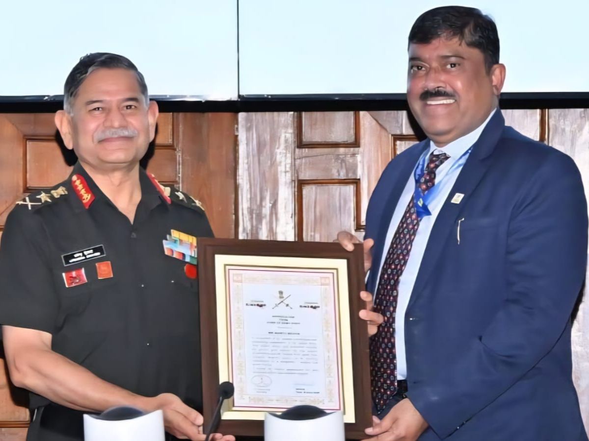 Manoj Menon, Business Head BPCL honoured with Appreciation Certificate