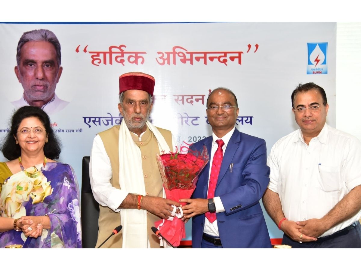 MoS for Power & Heavy Industries Krishna Pal Gurjar visits SJVN Corporate Hq.
