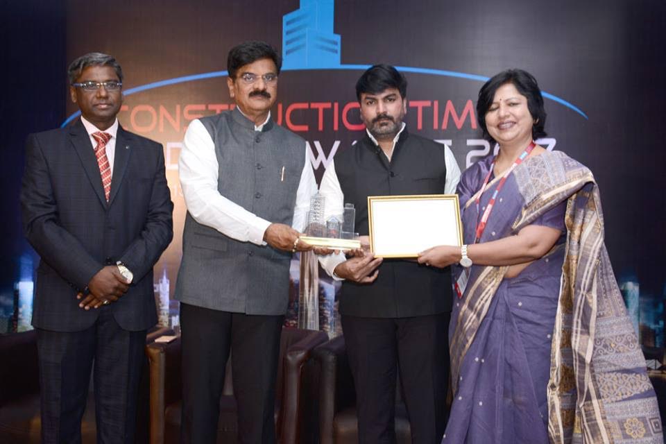 Smt. Reshma Dudani CGM NBCC Conferred Builders Award 2017