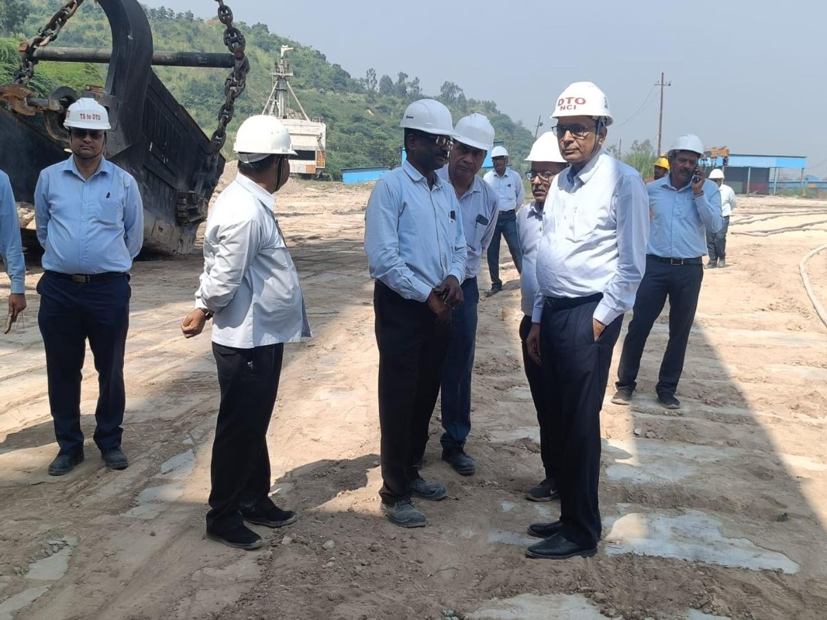 NCL Director (Technical/Operations) inspected Bina Project