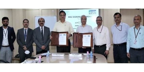 NTPC, NHPC signs MoU for cooperation in overseas power sector
