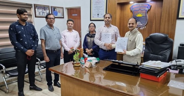 NSIC Technical Services Centre signs an MOU with Aggarwal College