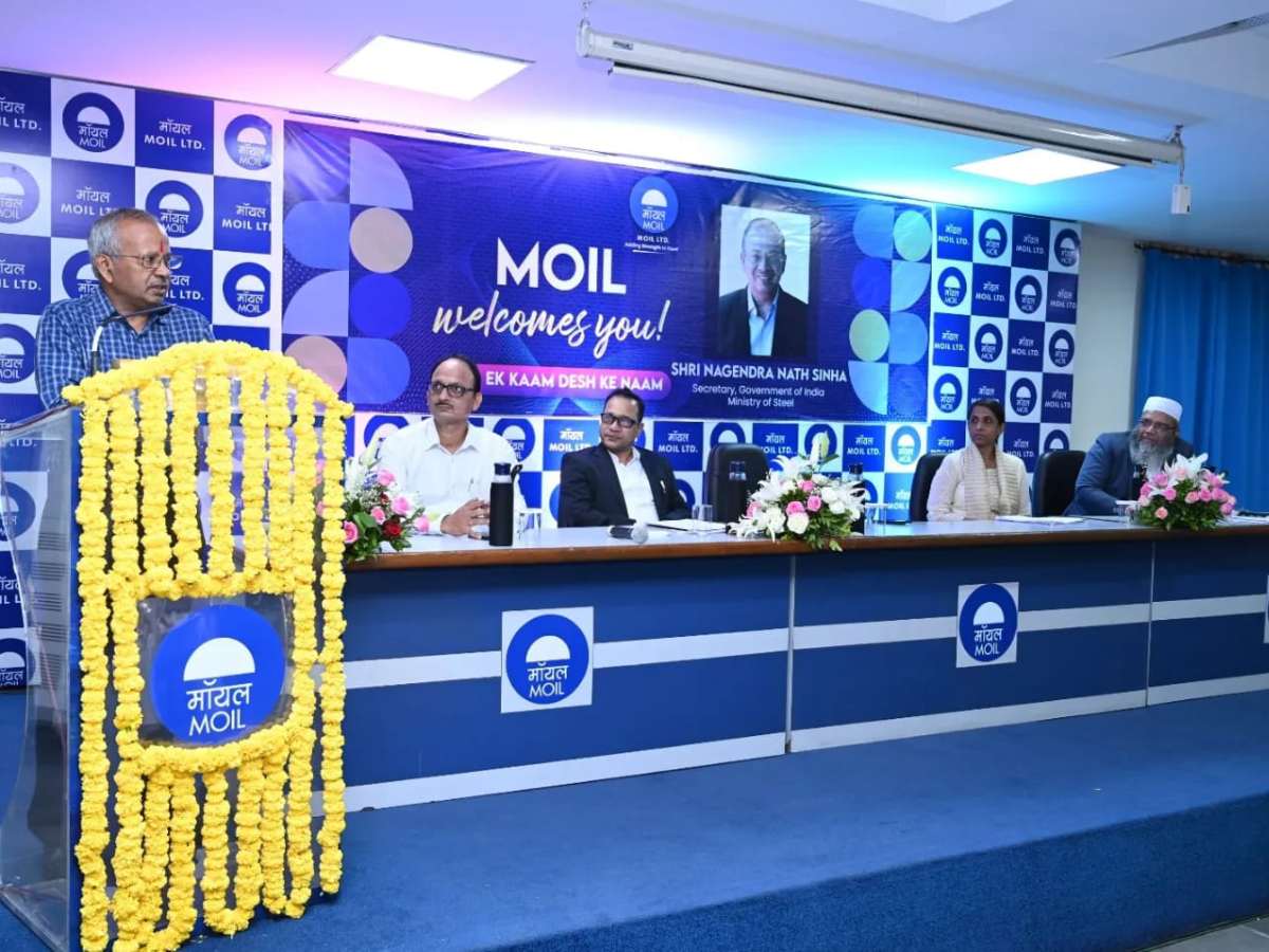 Nagendra Nath Sinha, Secy, Ministry of Steel visited MOIL