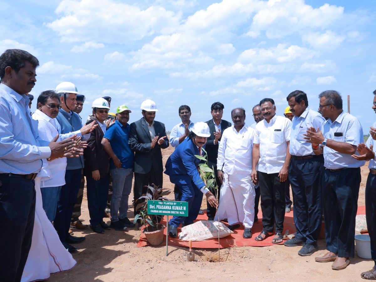 Nlcil undertakes mass tree plantation drive to commemorate vriksharopan abhiyan - 2024