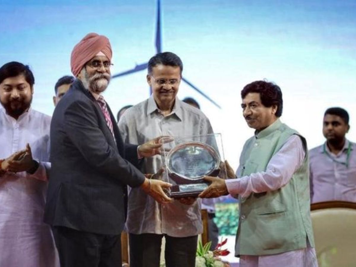 PFC awarded with prestigious 'Rajbhasha Kirti' award for year 2021-22