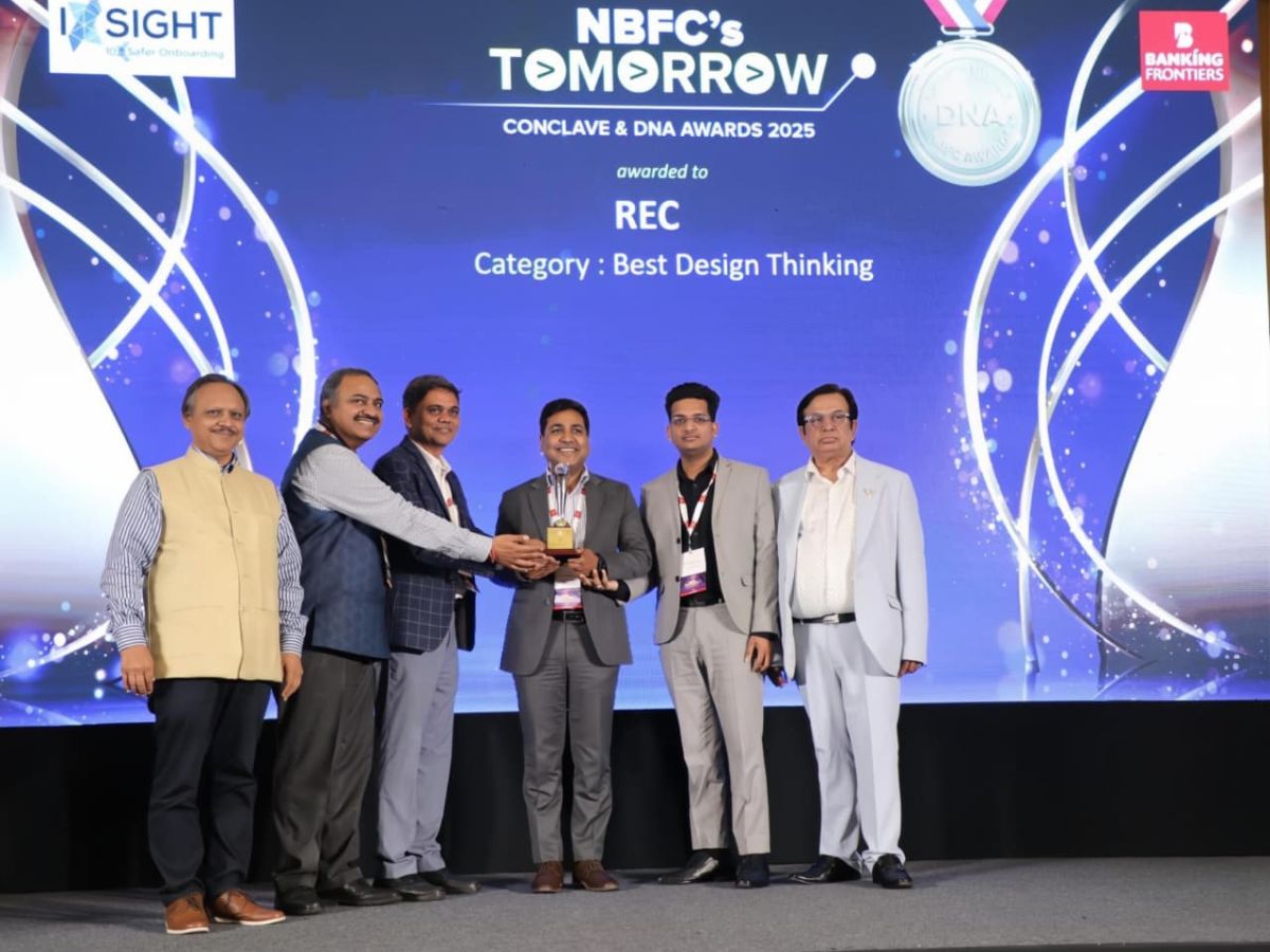 REC Limited wins ‘Best Design Thinking Award’ at 5th Distinguished NBFC (DNA) Awards