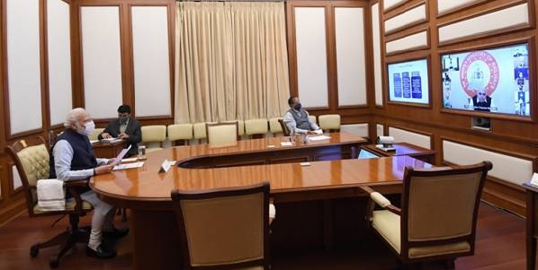 PM reviews nine agenda items; including 8 projects of Rs. 20,000 Cr.