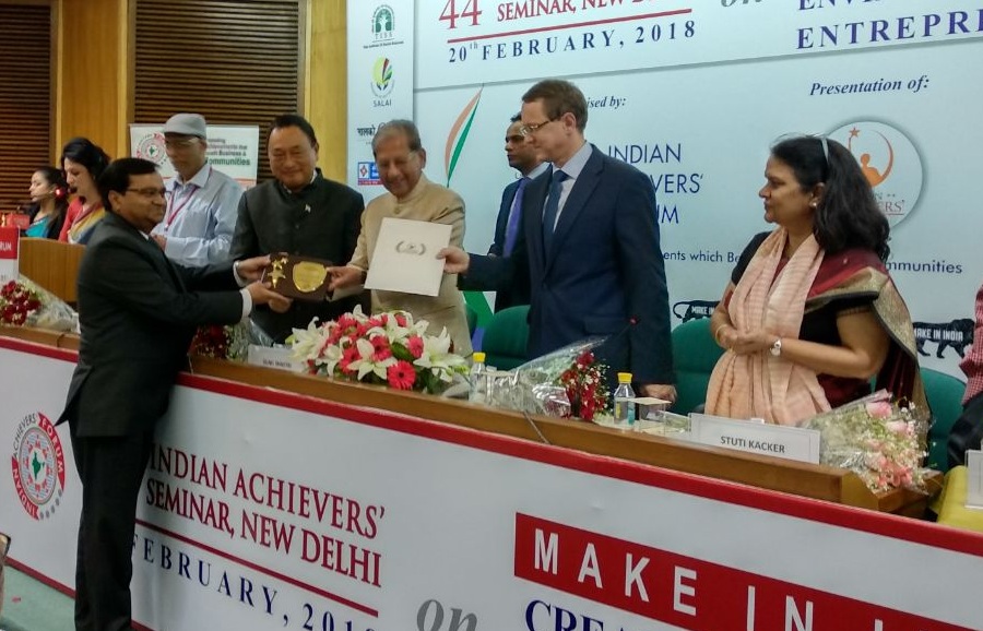 Shri A.K. Jain Conferred with Business Leadership Award