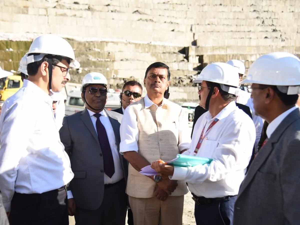 Power Minister inspects 2000 MW Subansiri Lower Hydroelectric Project