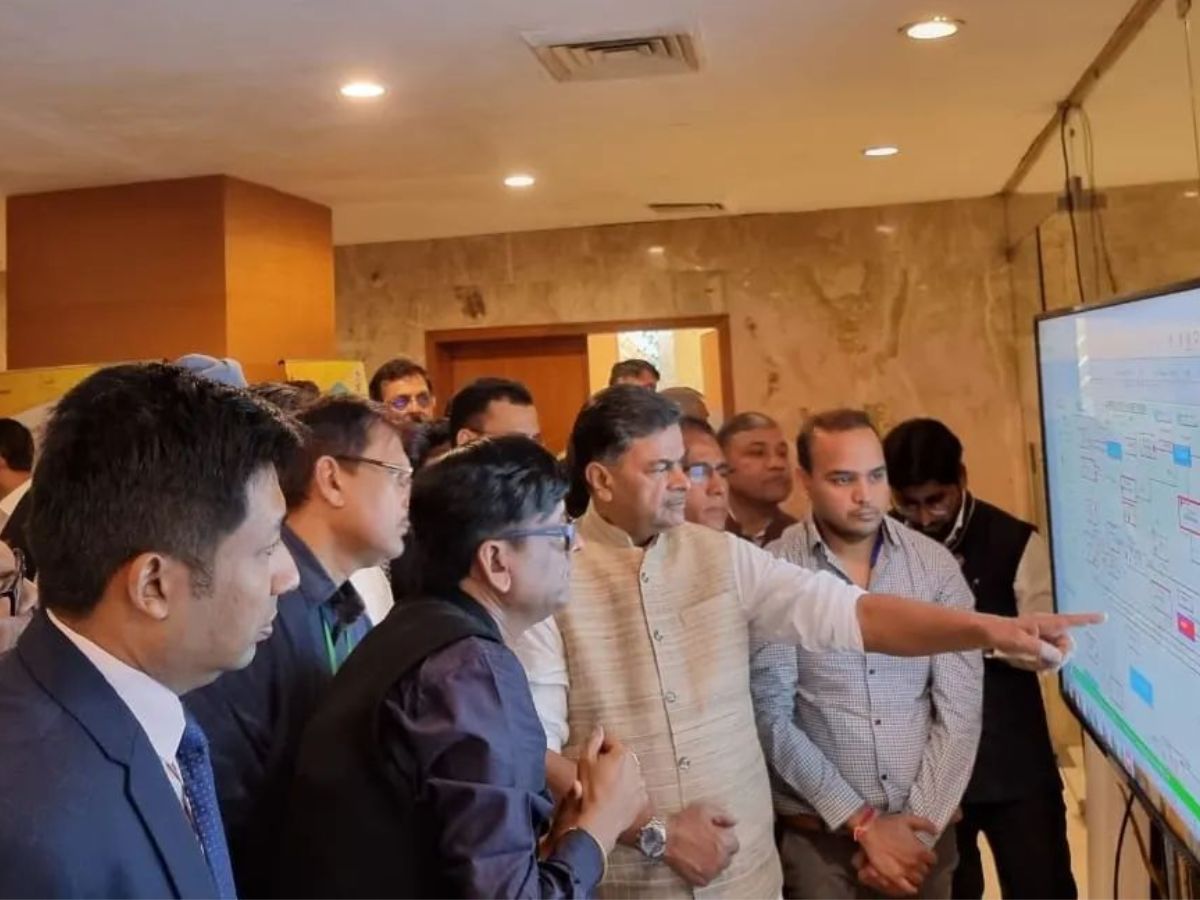 Power Minister interacts with teams from PFC, Rajasthan & Kerala