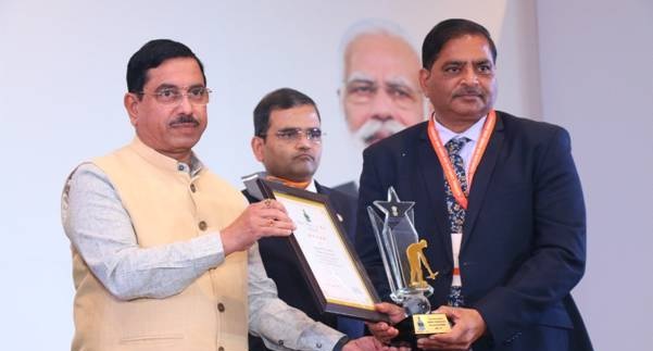 Pralhad Joshi gave away awards to 5-star rated mines