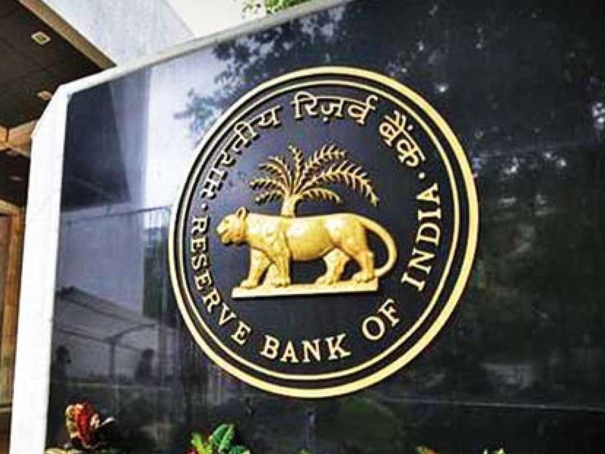 RBI allows invoicing & payments for international trade in Indian Rupee