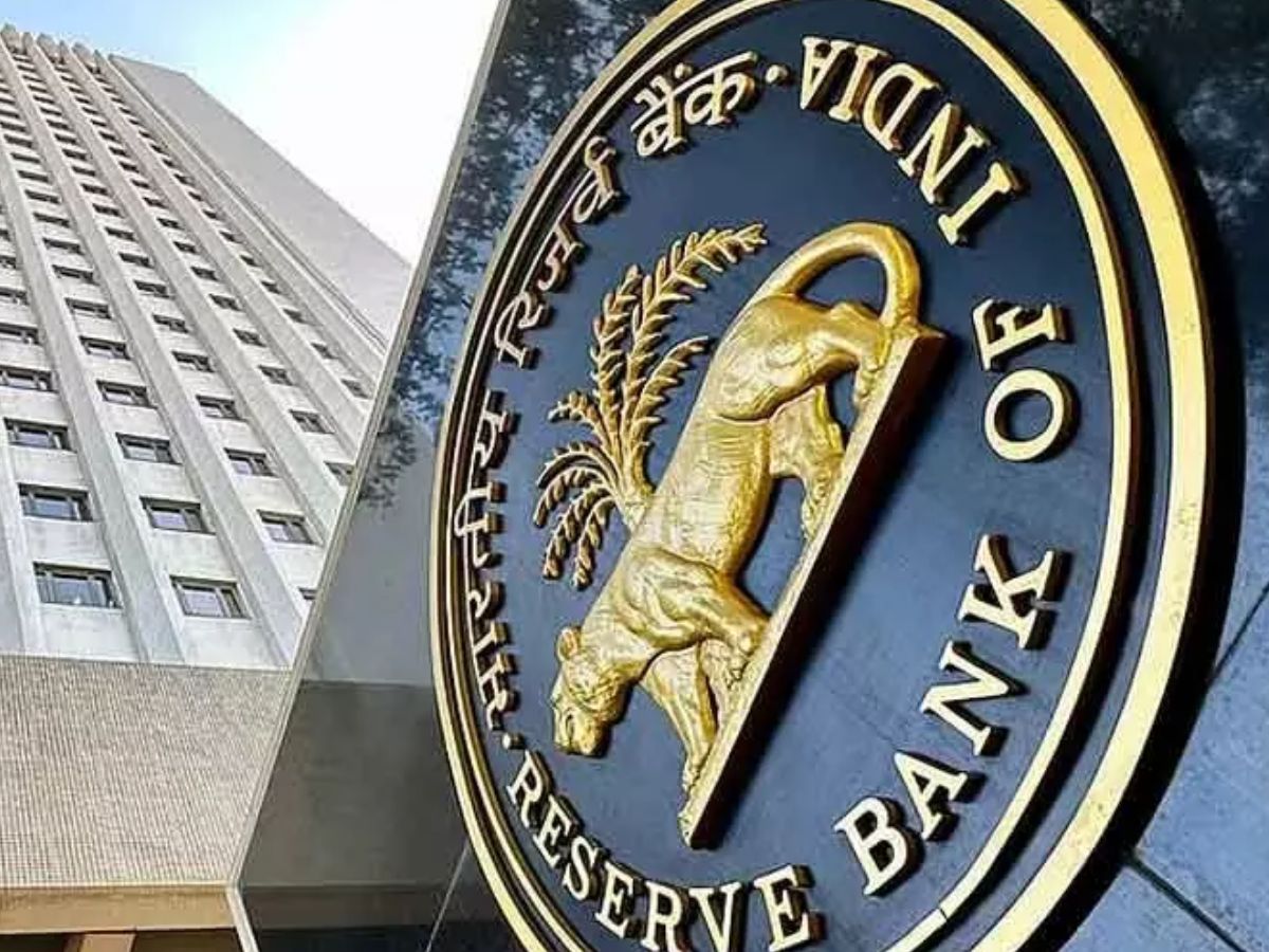 RBI makes changes in Gold and Silver Loan Framework, Here to Know