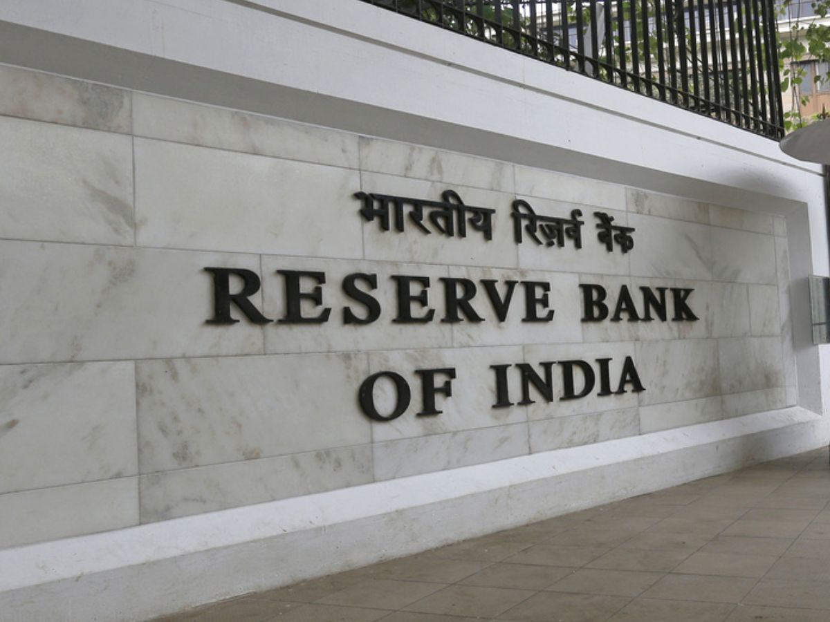 RBI imposed penalty of 1 Lakh on Noida Commercial Co-operative Bank