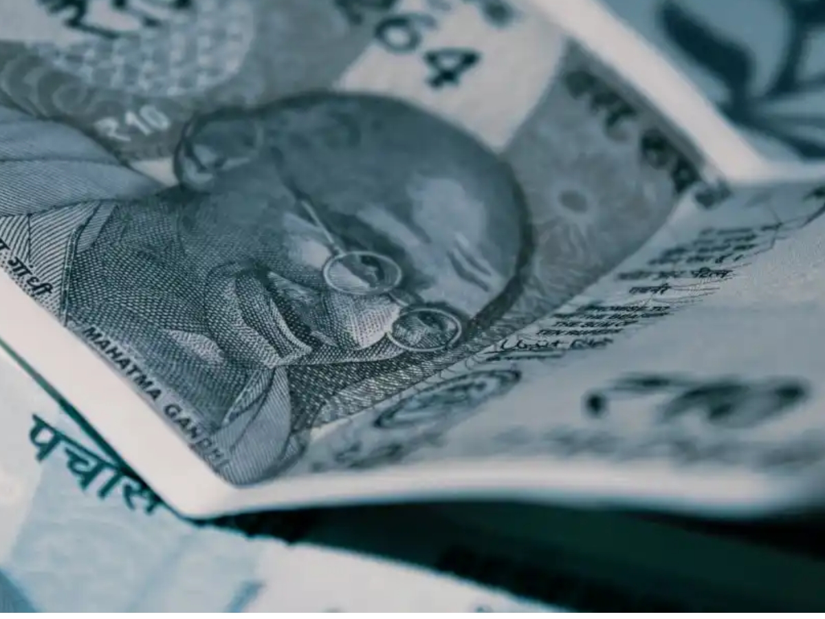 RBI prohibits pre payment charges on transfer of floating rate loans