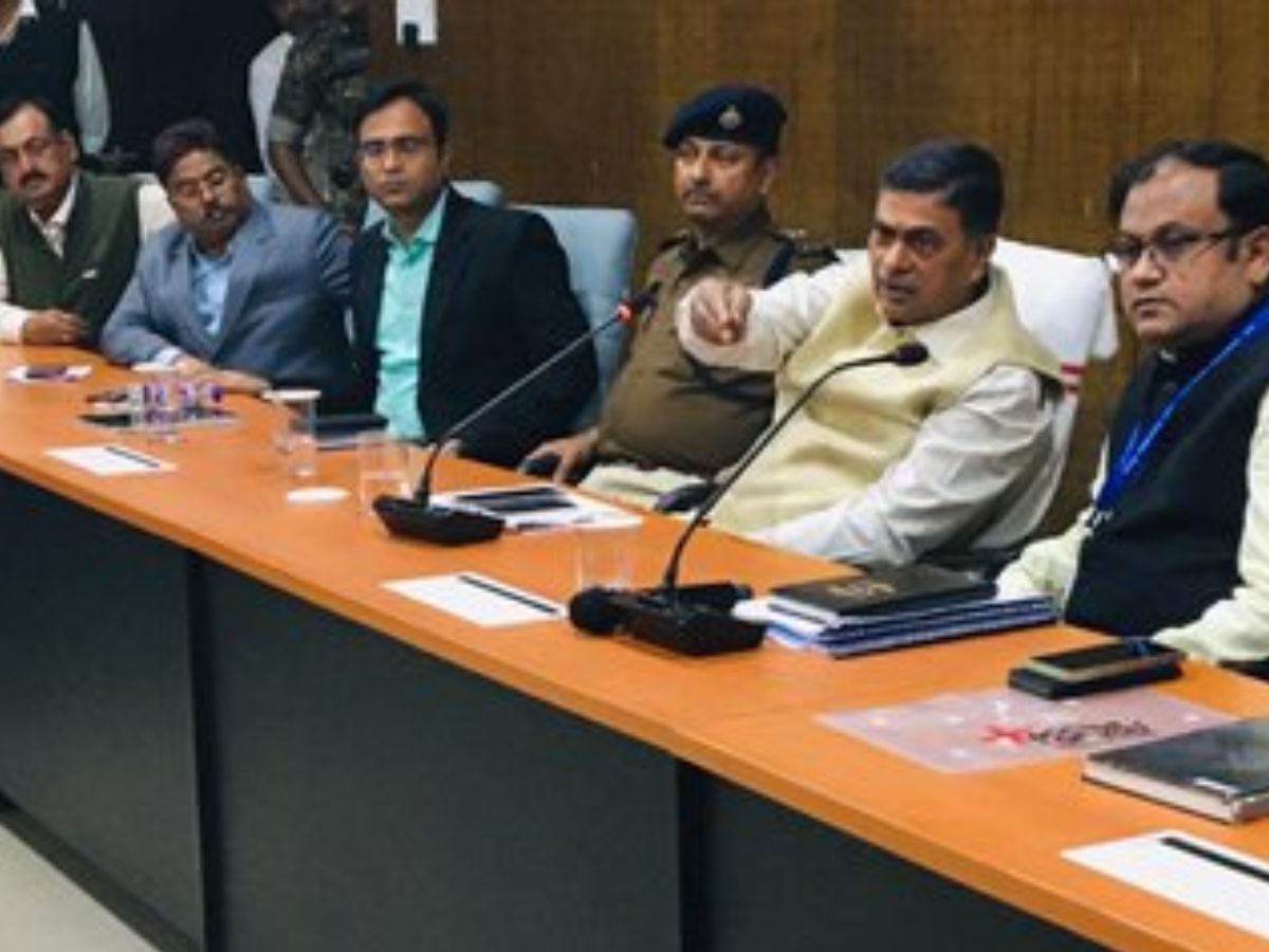 RK Singh with REC Team chairs meet with district administration