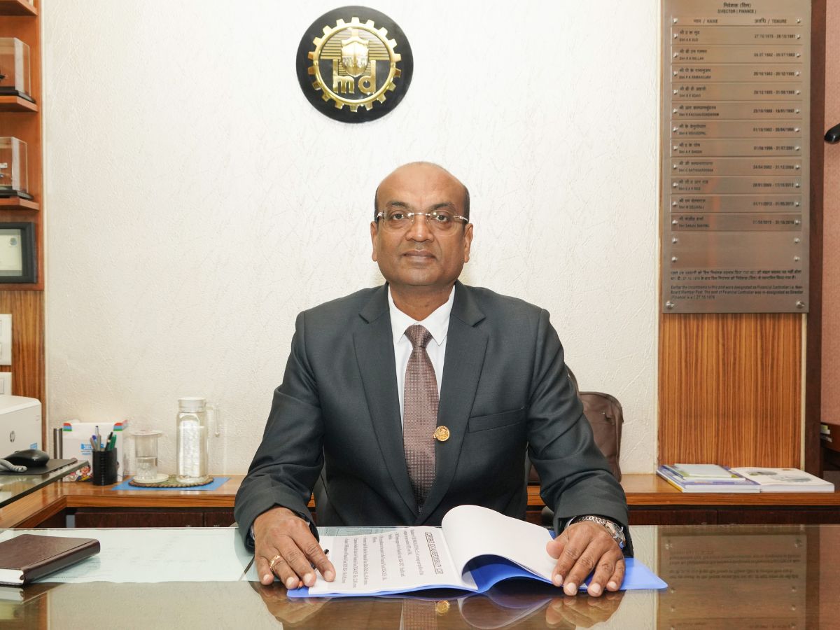 Shri. Ruchir Agrawal